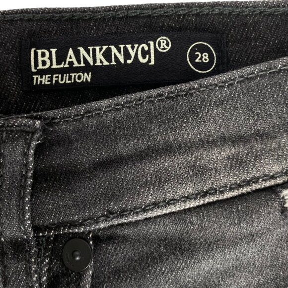 BlankNYC The Fulton Roll Up Shorts - Picture 4 of 13